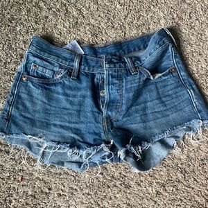 Levis jean shorts. Great condition.